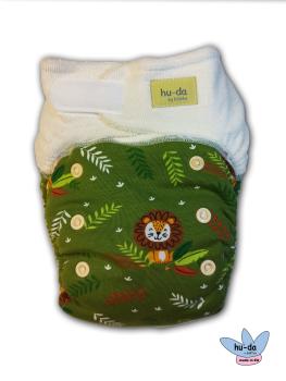Bunte Stoffwindel mit Löwenmuster